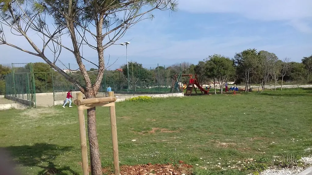 דירות Peroj 100 C קרואטיה